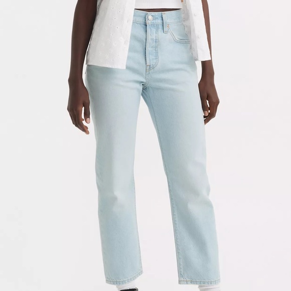 NWT Levis’s 501 Original Fit Cropped Lightweight Women’s Jeans - Picture 3 of 6